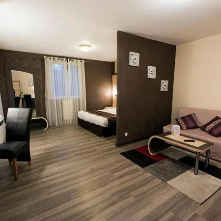 Pédagogique Coeur D'apcher Hotel 3*